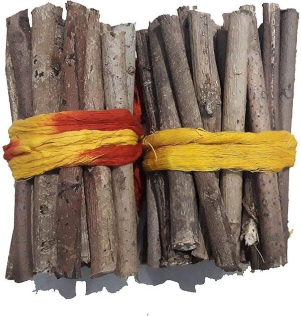 "Aam Ki Lakdi (Mango Wood) for puja, Hawan, and sacred rituals." "Mango wood sticks used in Hindu worship and fire ceremonies." "Aam Ki Lakdi for Yagna and sacred fire rituals."